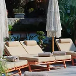 Hotel Taga *